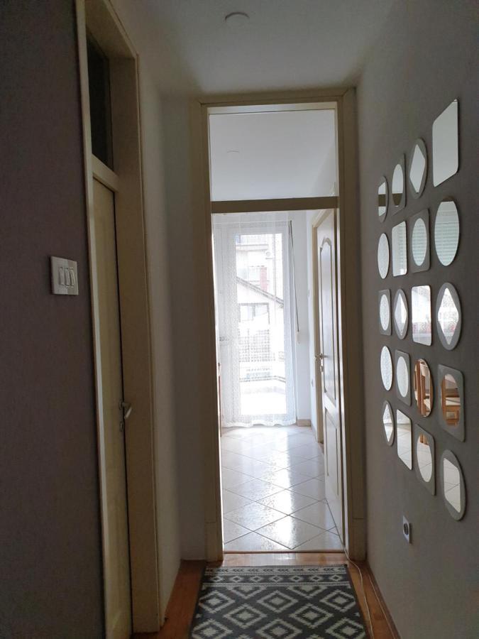 Stan Na Dan "Irina" Banja Luka Apartment Екстериор снимка