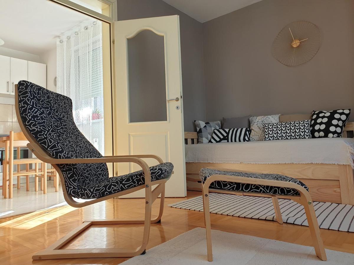Stan Na Dan "Irina" Banja Luka Apartment Екстериор снимка